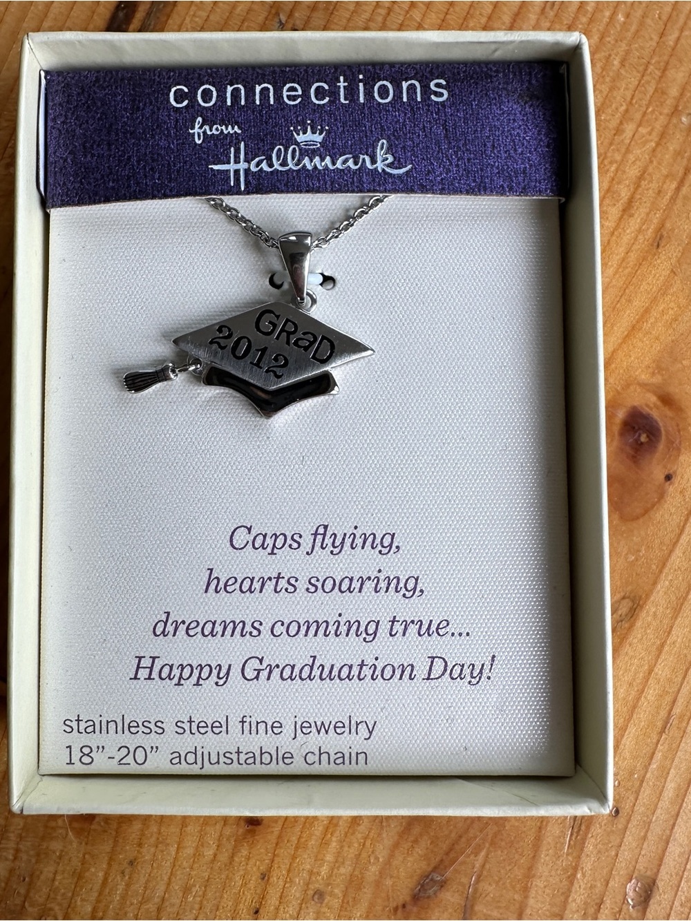 Hallmark silver-tone graduation cap pendant necklace 2012